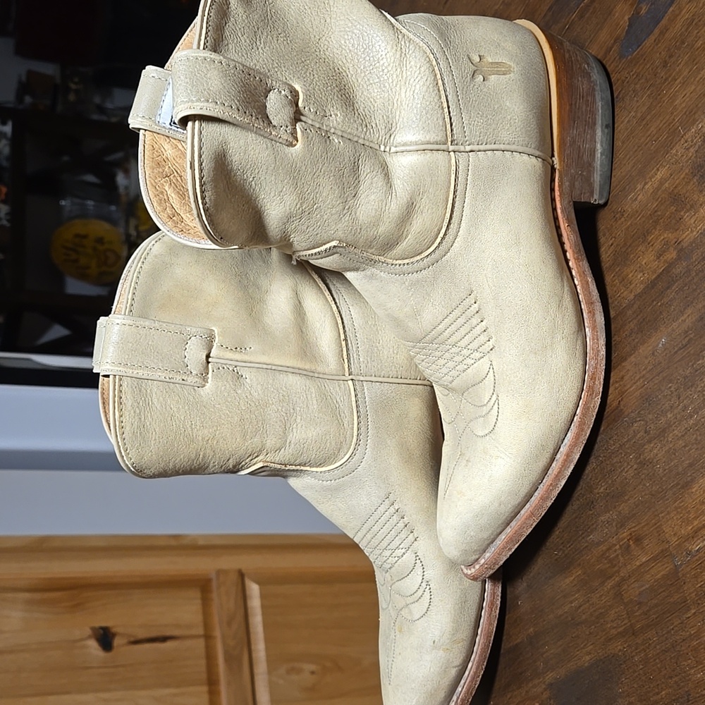 Frye “Billy” Cream Heeled Boots